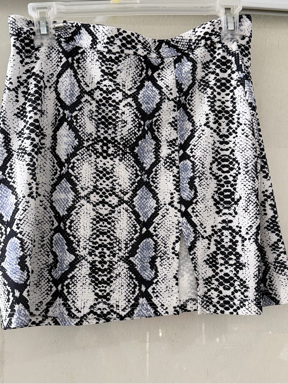 SHEIN Black & White Snake-Print A-Line Mini Skirt